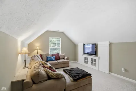 7912 Yarmouth Way Indianapolis IN 46239