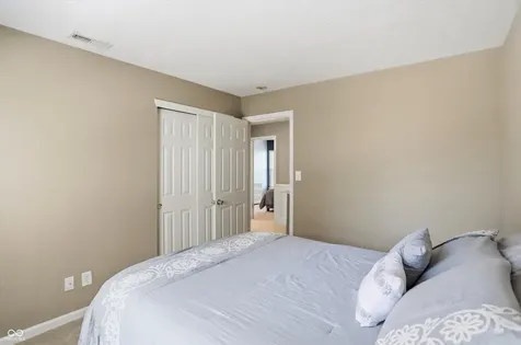 7912 Yarmouth Way Indianapolis IN 46239