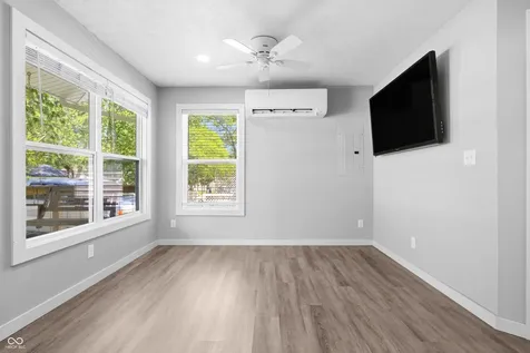 637 Jewell Street Columbus IN 47203