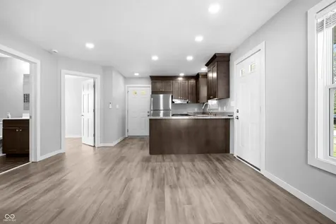 637 Jewell Street Columbus IN 47203