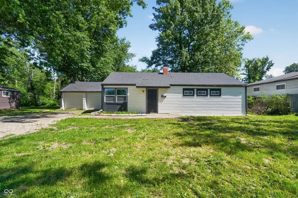 5884 E 42nd Street Indianapolis IN 46226