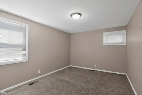 5884 E 42nd Street Indianapolis IN 46226