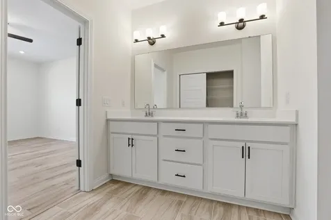2014 Gosling Court Franklin IN 46131