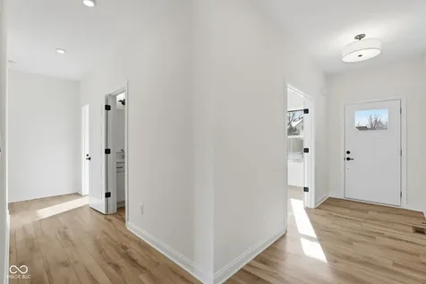 2014 Gosling Court Franklin IN 46131