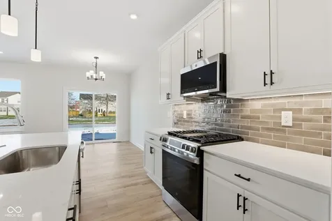 2014 Gosling Court Franklin IN 46131