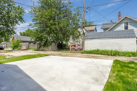 726 Parkway Avenue Indianapolis IN 46203
