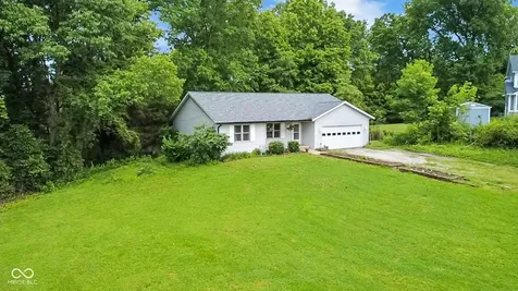 4950 Gene Lane Nashville IN 47448
