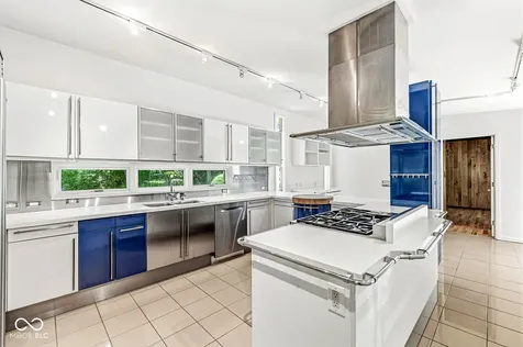 232 Williams Drive Indianapolis IN 46260