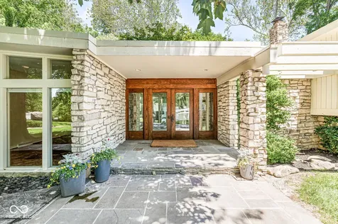 232 Williams Drive Indianapolis IN 46260
