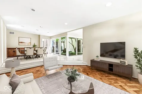 232 Williams Drive Indianapolis IN 46260