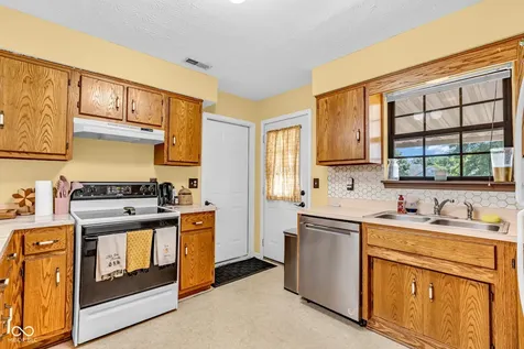 4216 Medina Way Indianapolis IN 46227