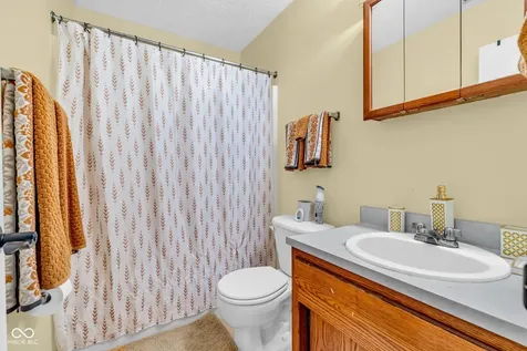 4216 Medina Way Indianapolis IN 46227
