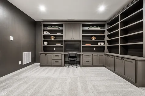 14022 Heatherfield Drive Fishers IN 46038
