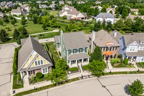14022 Heatherfield Drive Fishers IN 46038
