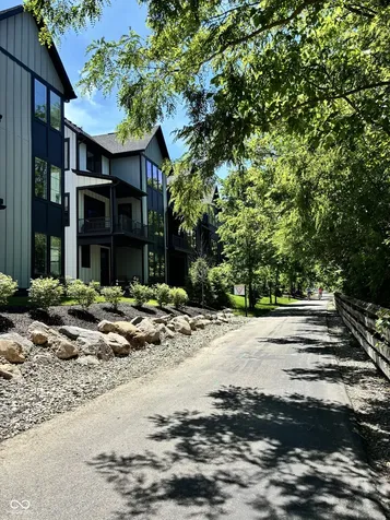 160 Midland Trace Loop Westfield IN 46074