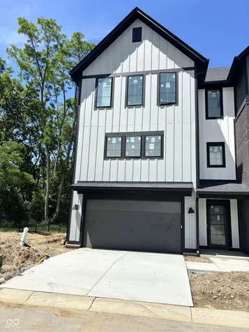 160 Midland Trace Loop Westfield IN 46074