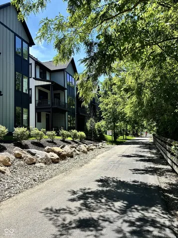 160 Midland Trace Loop Westfield IN 46074