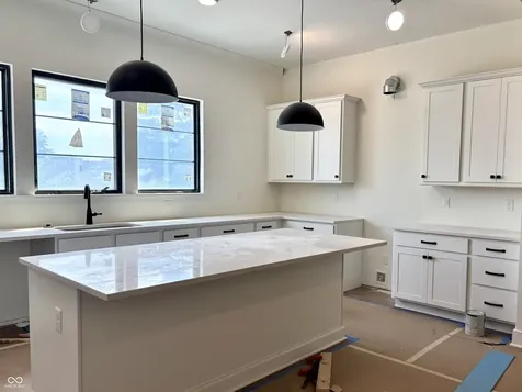 160 Midland Trace Loop Westfield IN 46074