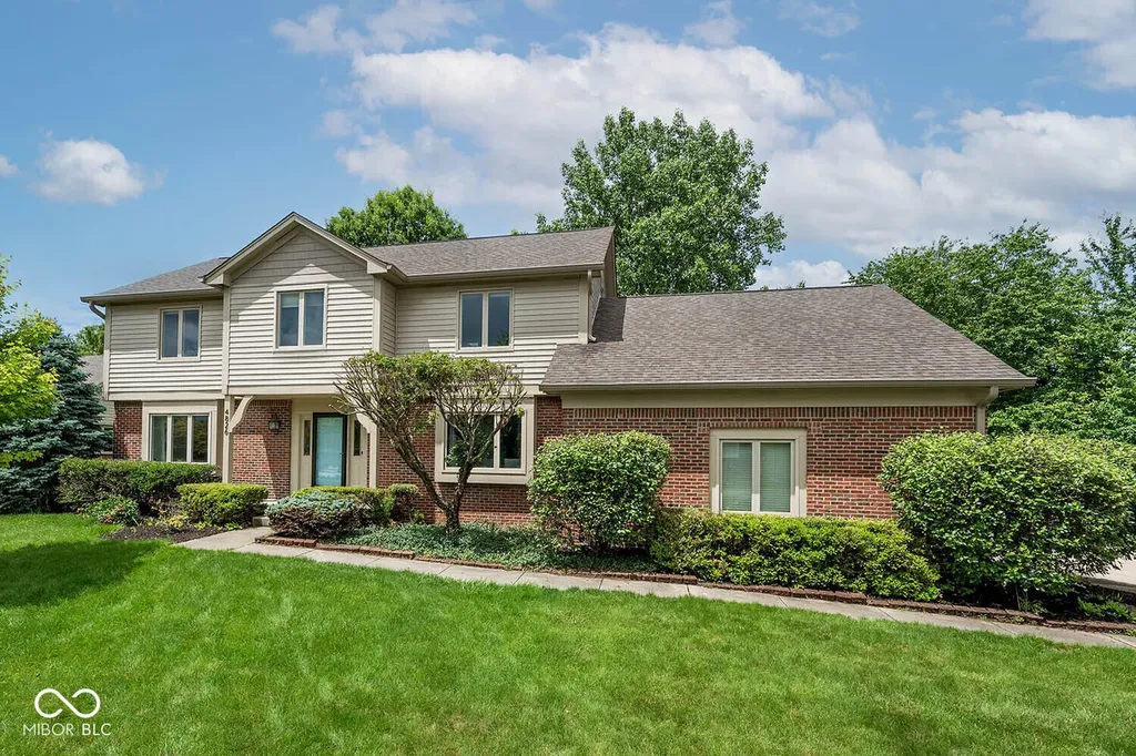 4826 Essex Court Carmel IN 46033