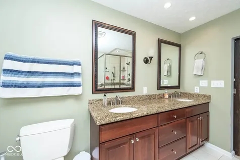 4826 Essex Court Carmel IN 46033