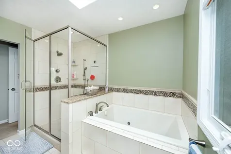 4826 Essex Court Carmel IN 46033