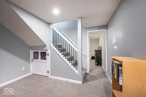 4826 Essex Court Carmel IN 46033
