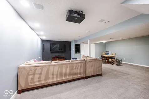 4826 Essex Court Carmel IN 46033