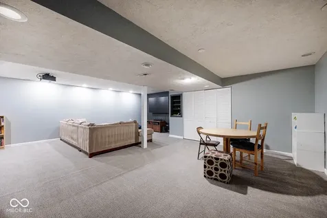 4826 Essex Court Carmel IN 46033