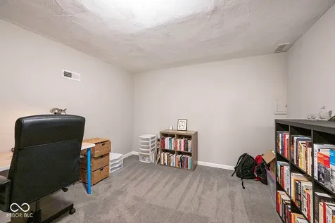 4826 Essex Court Carmel IN 46033
