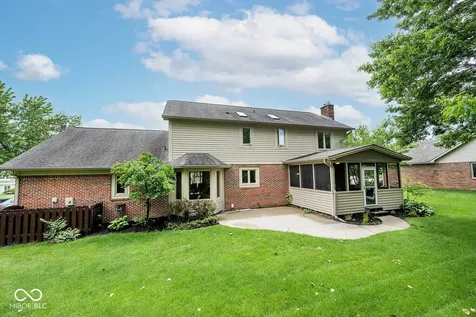 4826 Essex Court Carmel IN 46033
