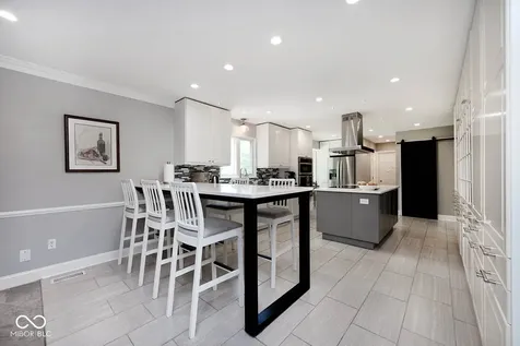 4826 Essex Court Carmel IN 46033