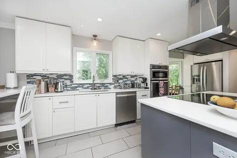 4826 Essex Court Carmel IN 46033