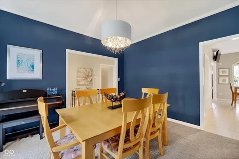6633 Royal Oakland Place Indianapolis IN 46236