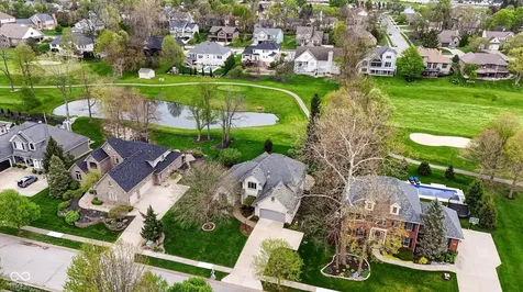 6633 Royal Oakland Place Indianapolis IN 46236