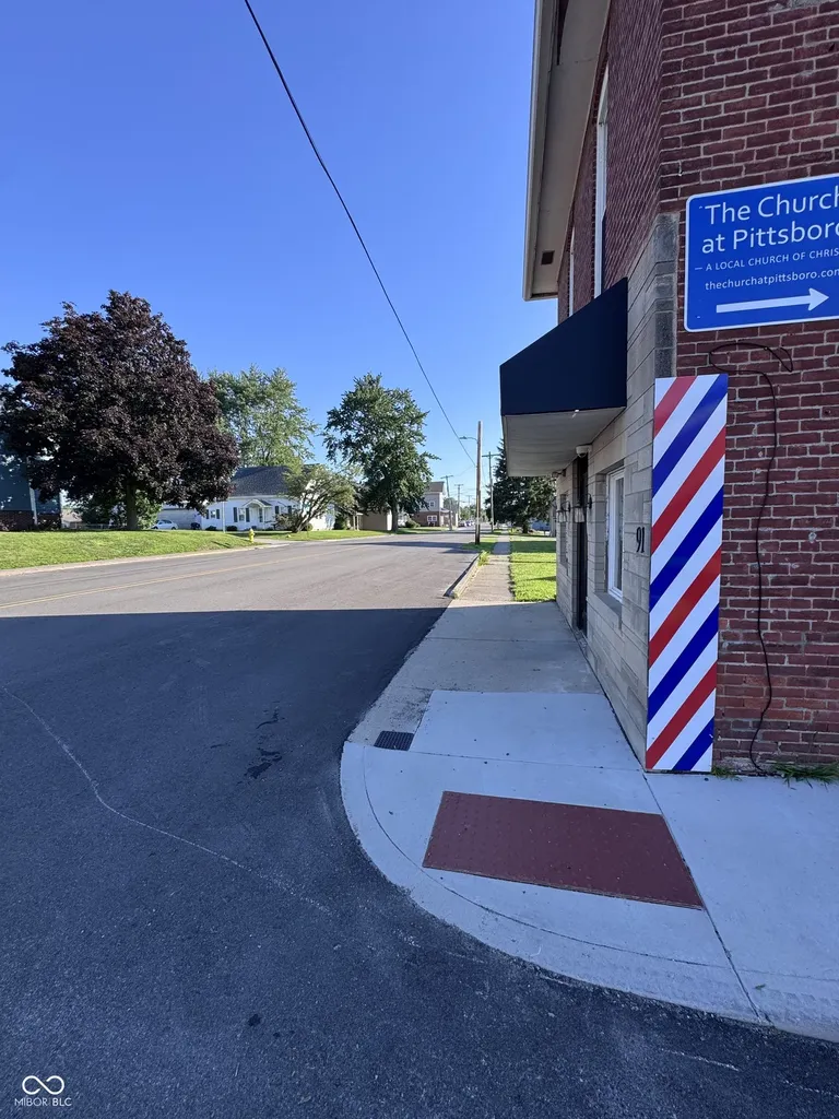 91 N Maple Street Pittsboro IN 46167