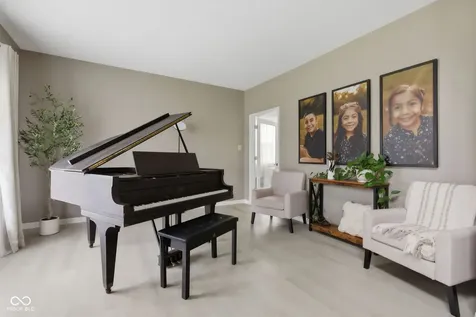 7979 Cobblesprings Drive Avon IN 46123