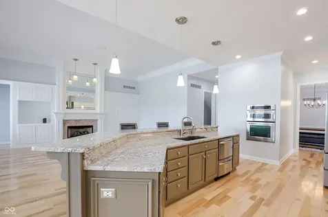 8079 Heyward Drive Indianapolis IN 46250