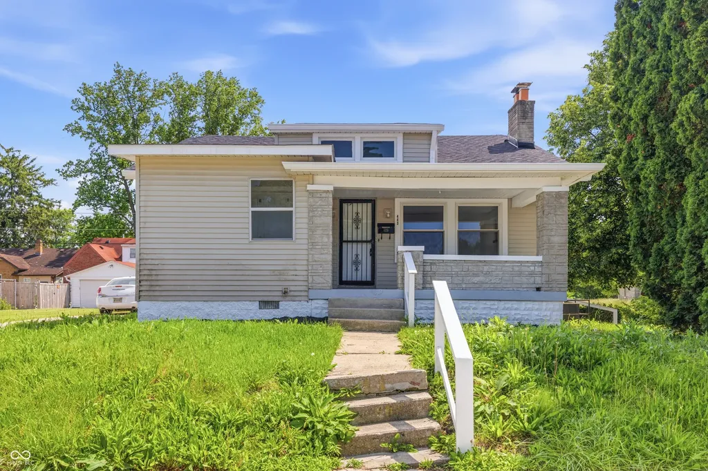 443 Harvard Place Indianapolis IN 46208