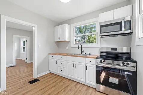 443 Harvard Place Indianapolis IN 46208