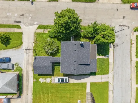 443 Harvard Place Indianapolis IN 46208