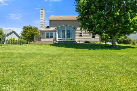 458 Gainesway Drive N Greenwood IN 46142