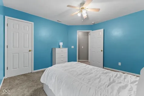 458 Gainesway Drive N Greenwood IN 46142