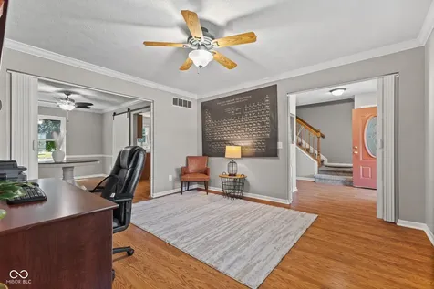 458 Gainesway Drive N Greenwood IN 46142