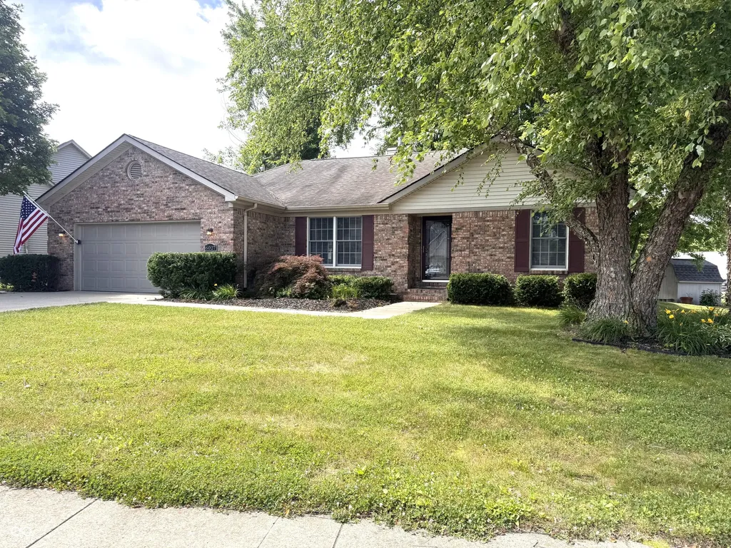 6027 Conestoga Trail Columbus IN 47203