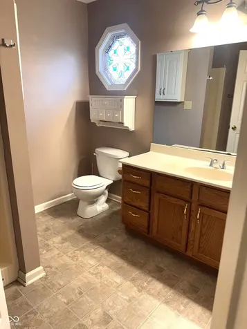 6027 Conestoga Trail Columbus IN 47203