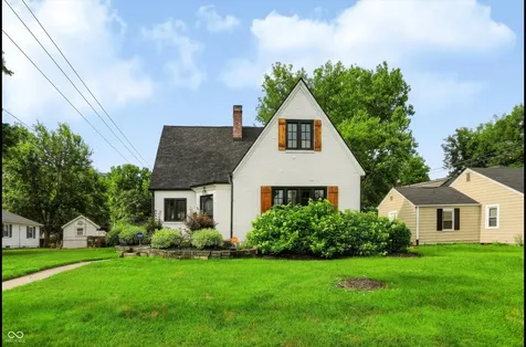 207 E Poplar Street Danville IN 46122