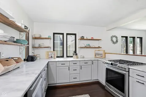 207 E Poplar Street Danville IN 46122