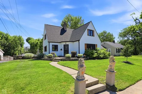 207 E Poplar Street Danville IN 46122