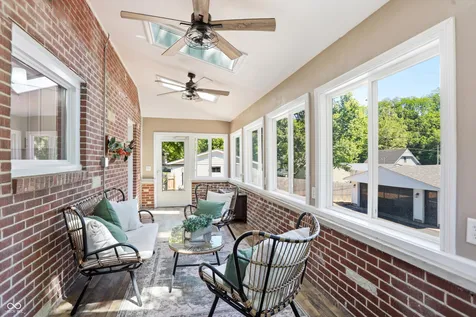 207 E Poplar Street Danville IN 46122