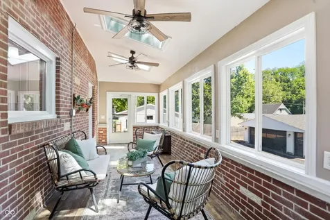 207 E Poplar Street Danville IN 46122